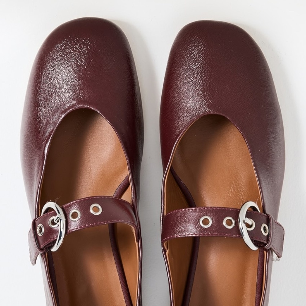 NEW Reformation Bethany flats